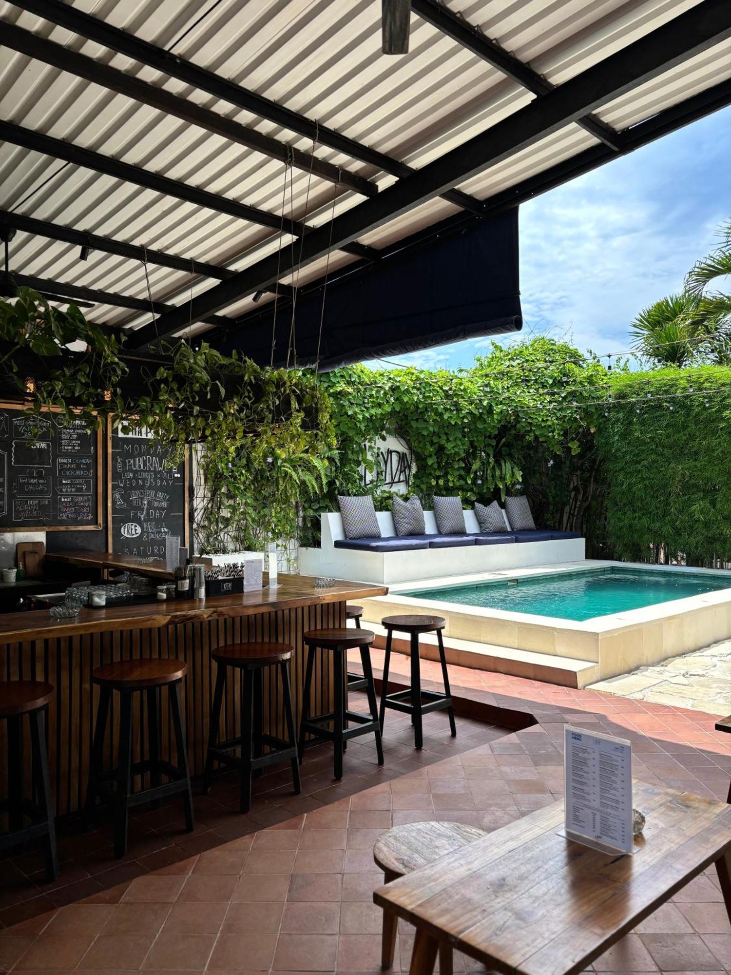 Lay Day Hostel Canggu 外观 照片