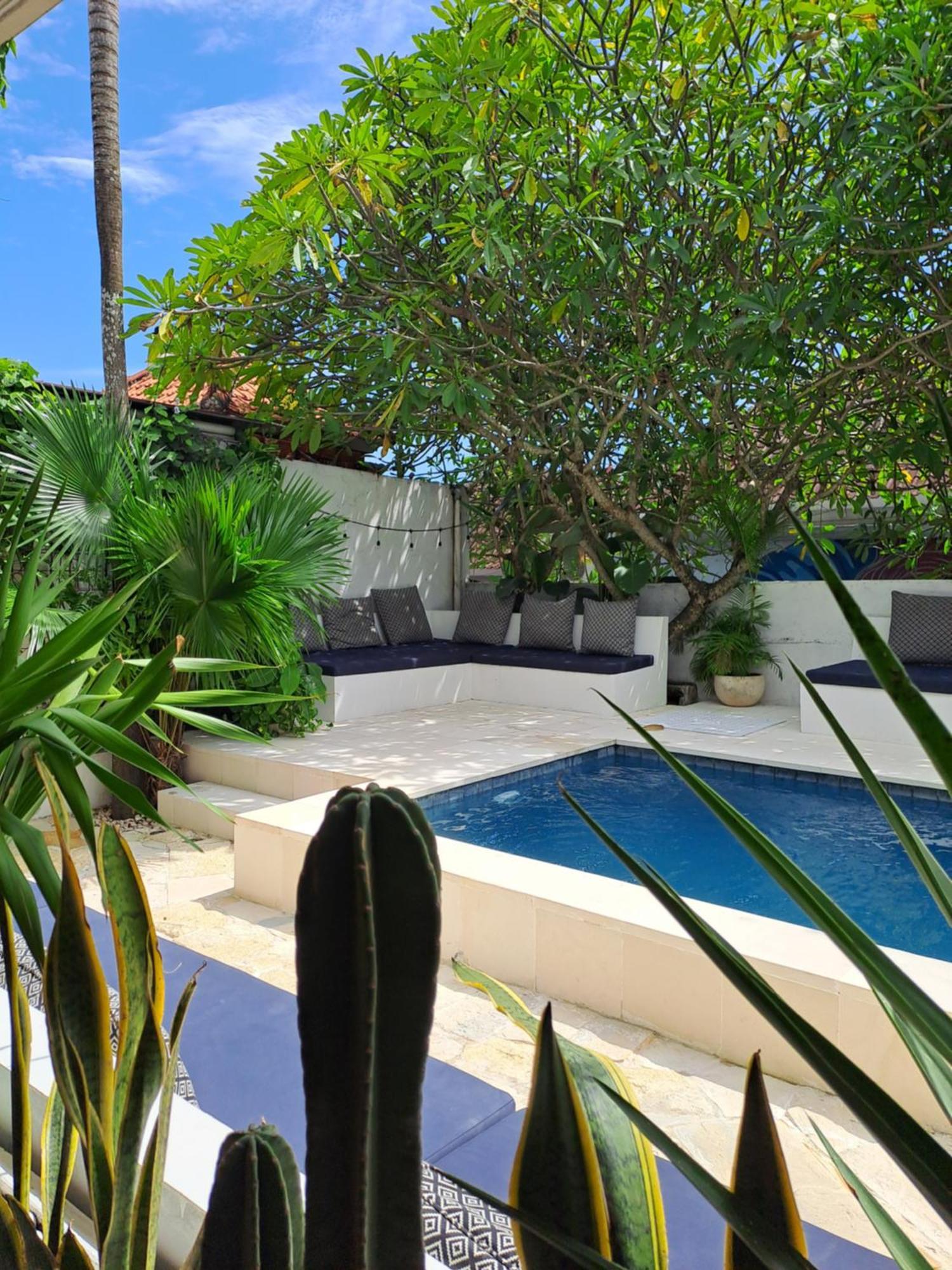 Lay Day Hostel Canggu 外观 照片